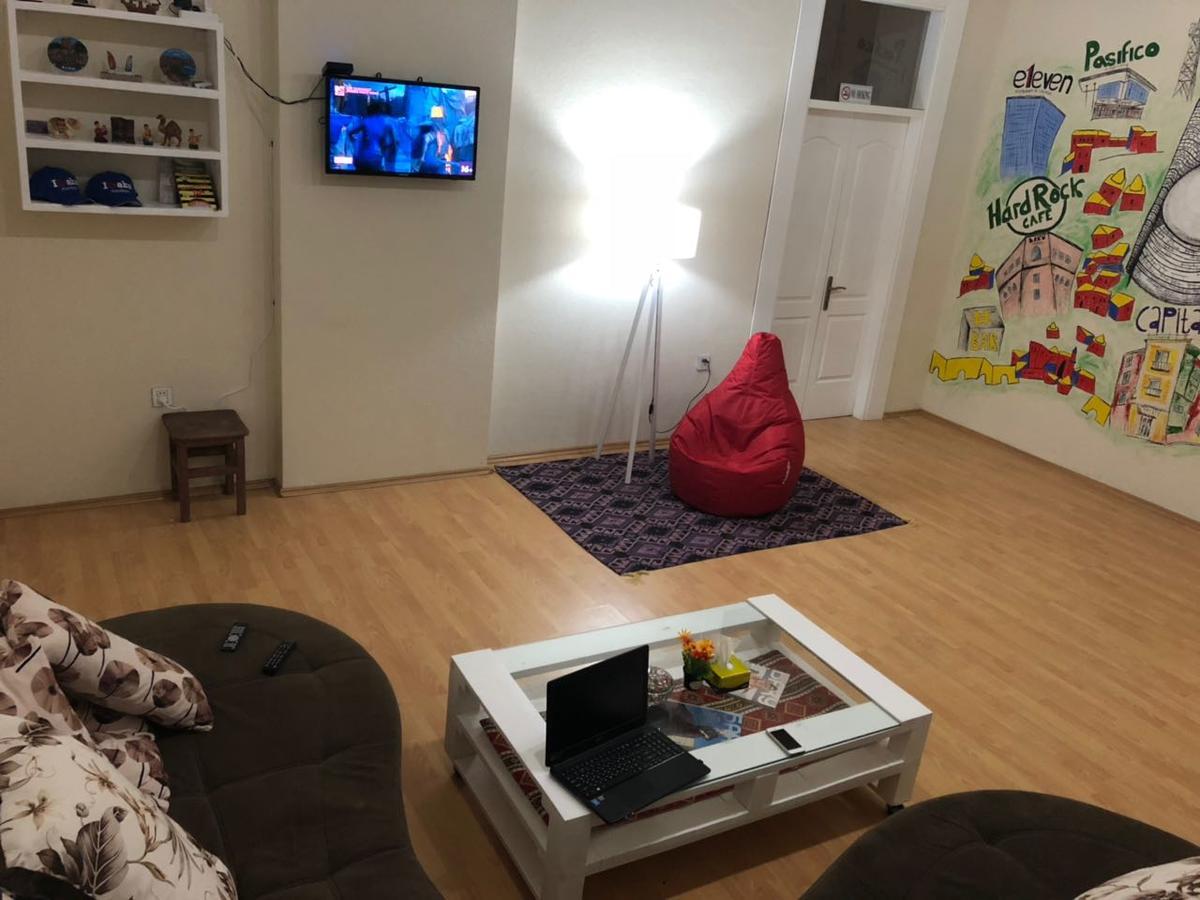 Capital Hostel Баку Екстер'єр фото