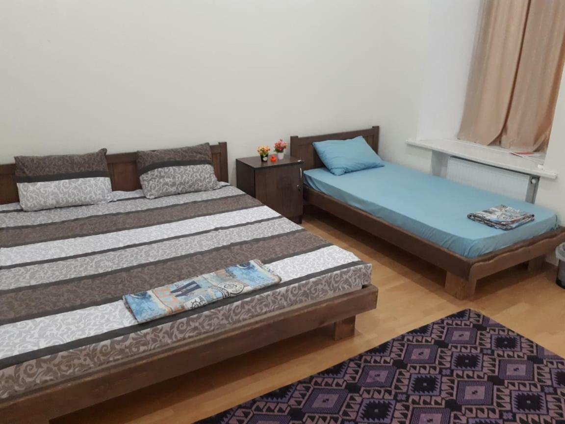 Capital Hostel Баку Екстер'єр фото
